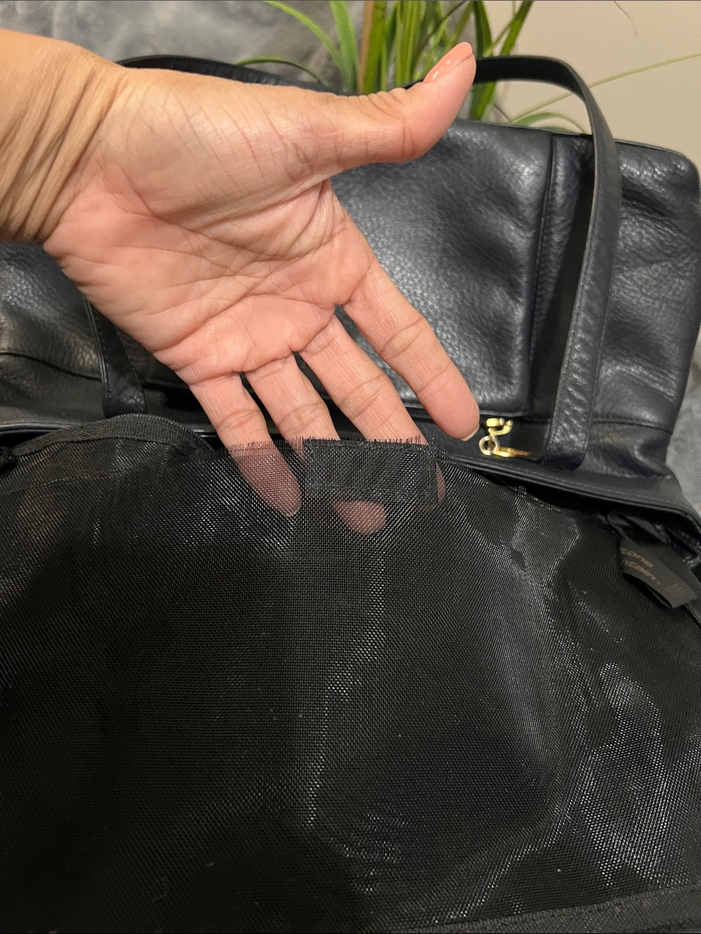 Stone Mountain Black Pebble Leather Shoulder Tote Bag GUC retail $79 - Picture 11 of 11